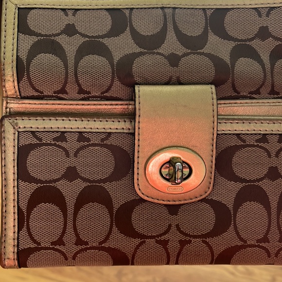 Wallet - Picture 7 of 16